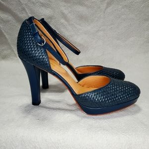Brooks Brothers Navy Platform heels